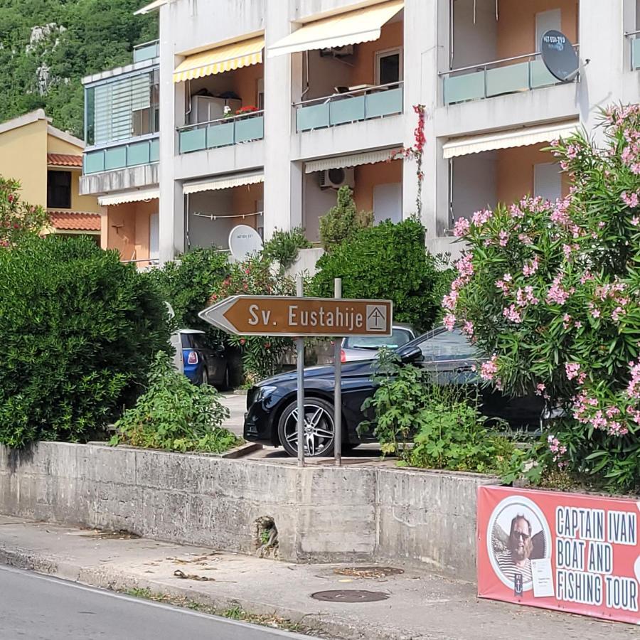Majka Apartments Котор Экстерьер фото